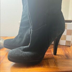 Elegant Black Women's Heeled Boots